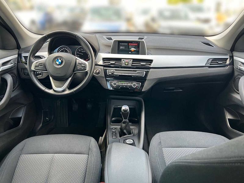 BMW X1 Baureihe sDrive 18i + Anhängerkupplung
